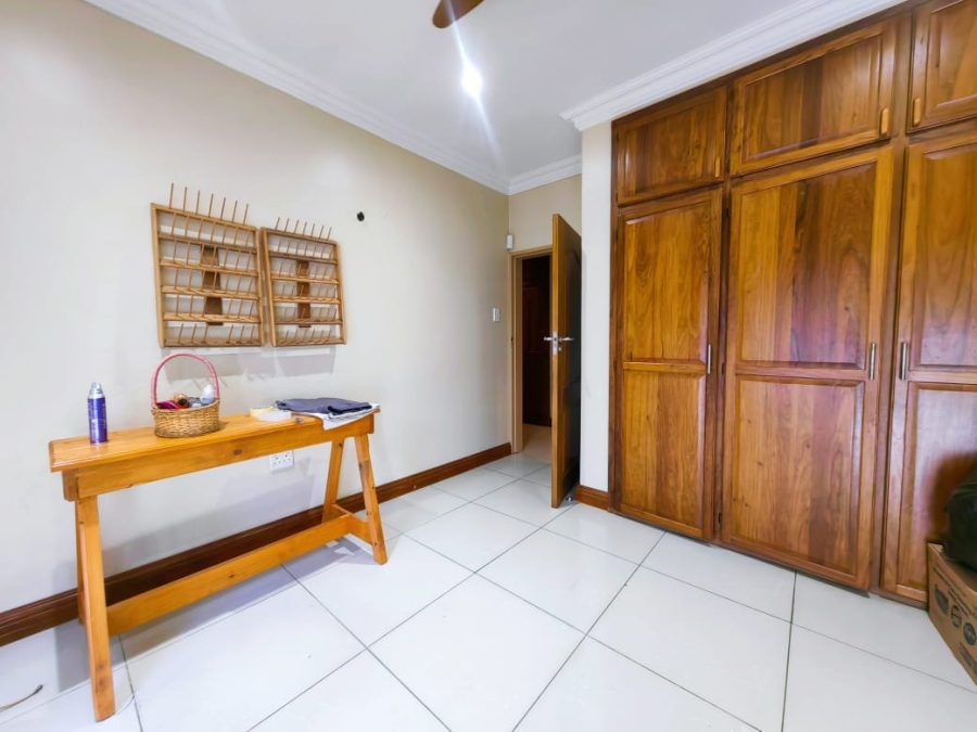 5 Bedroom Property for Sale in Grimbeeck Park North West